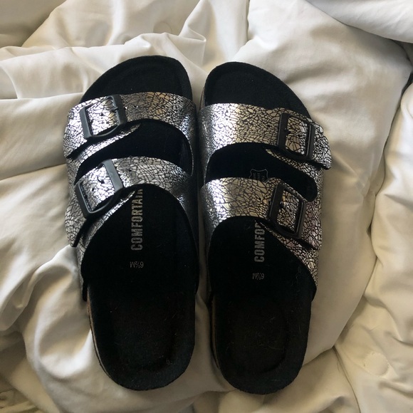 Shoes - Metallic Double Strap Sandals